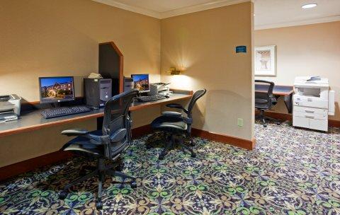 Staybridge Minneapolis-maple Grove By Ihg 3*