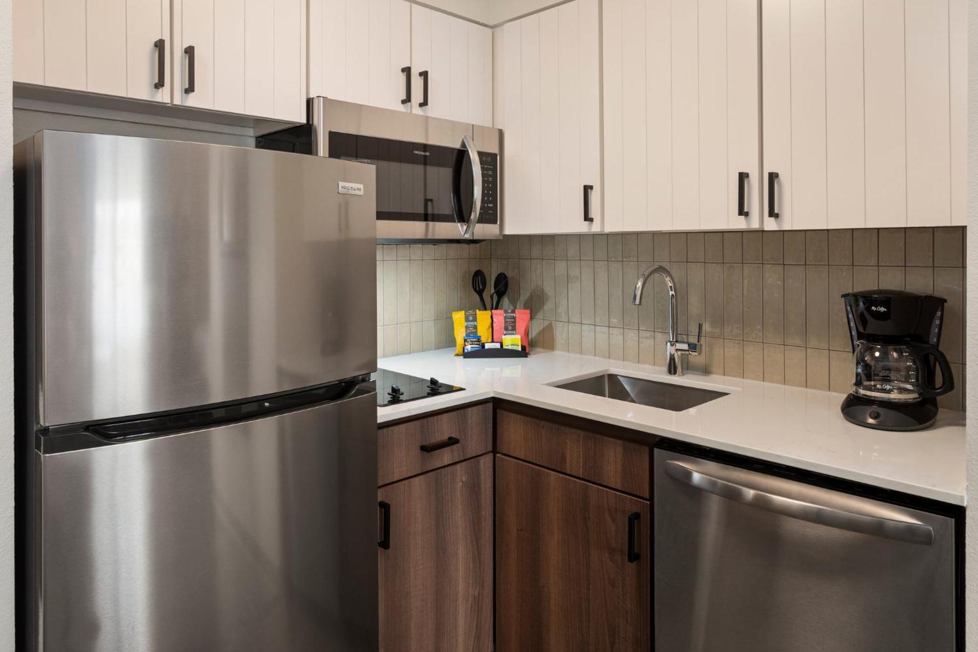 Staybridge Minneapolis-maple Grove By Ihg Hotel