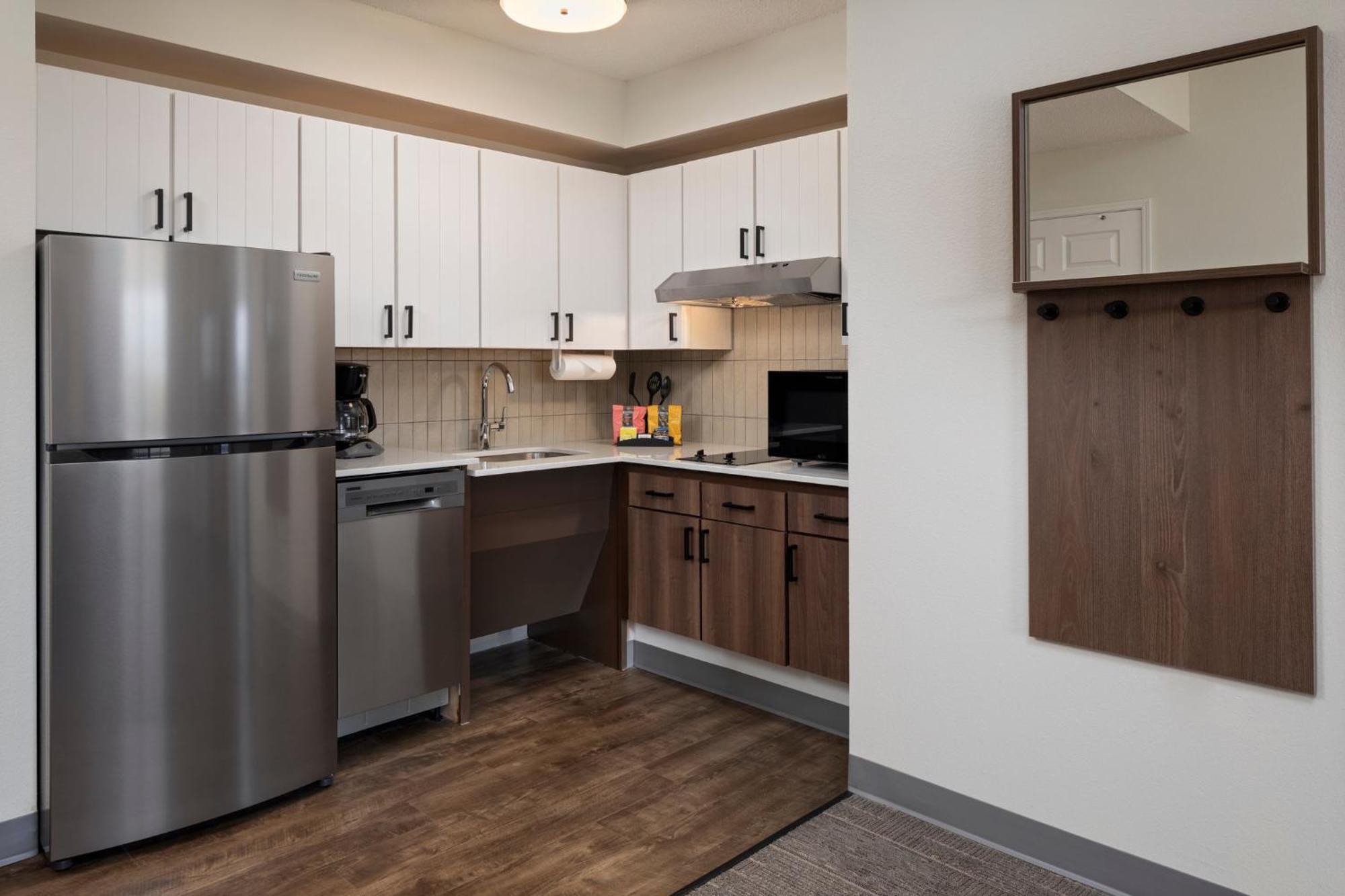 Staybridge Minneapolis-maple Grove By Ihg Hotel 3*