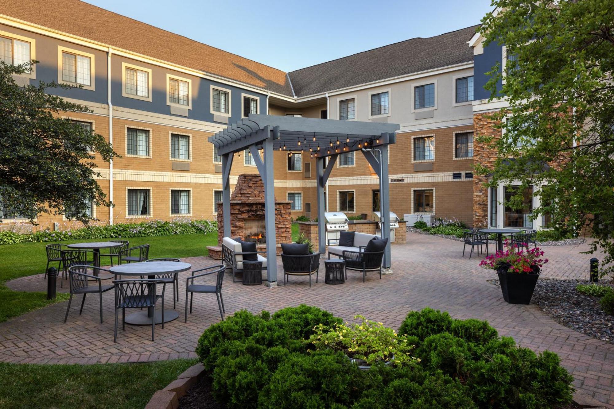 Hotel Staybridge Minneapolis-maple Grove By Ihg 3*